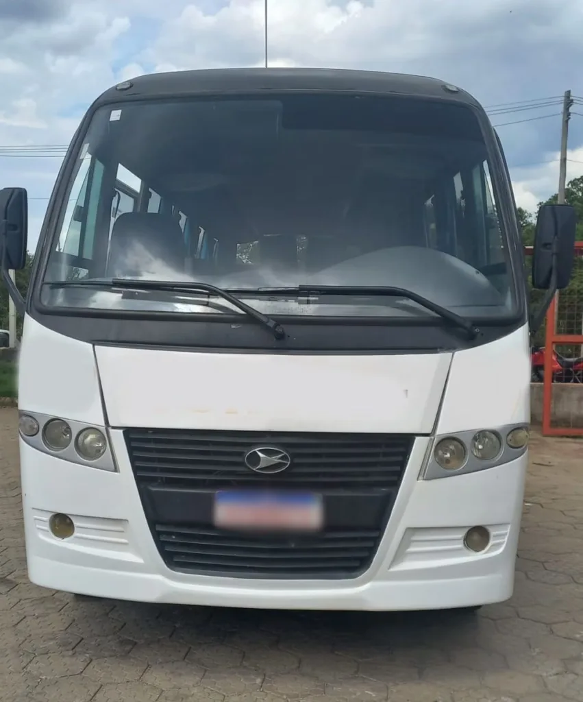 Ônibus MARCOPOLO VOLARE W8 AGRALE JM 2011 seminovo à venda, código 1699 - foto 02