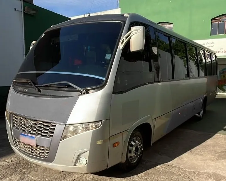 Ônibus MARCOPOLO VOLARE W9 AGRALE CUMMINS JM 2017 seminovo à venda, código 1671 - foto 02