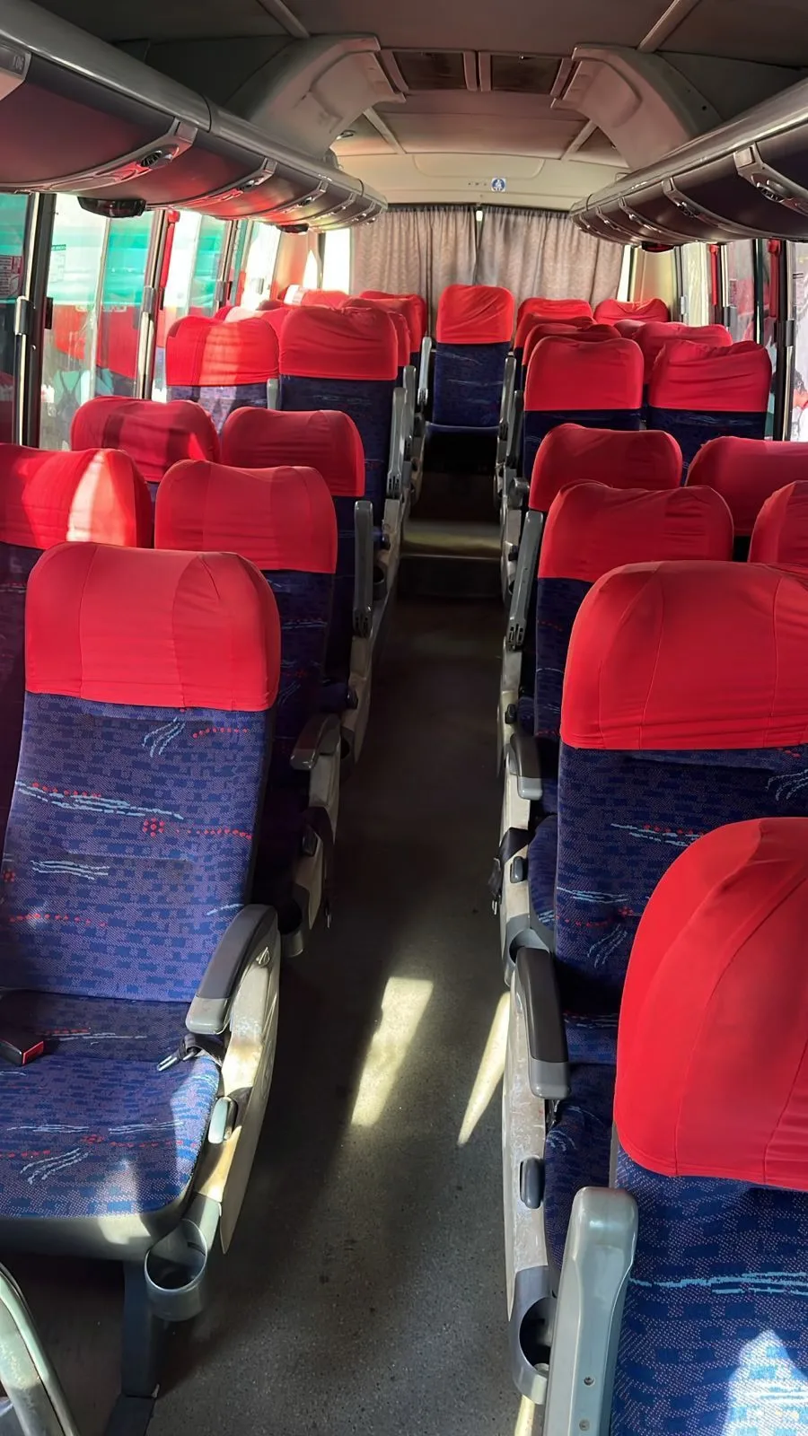 Ônibus MARCOPOLO VOLARE W9 AGRALE CUMMINS JM 2017 seminovo à venda, código 1671 - foto 07