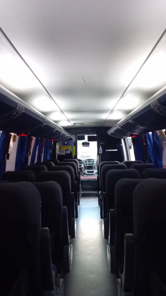 Marcopolo Volare W9 Agrale 32 lugares ano 2013 COD.1726
