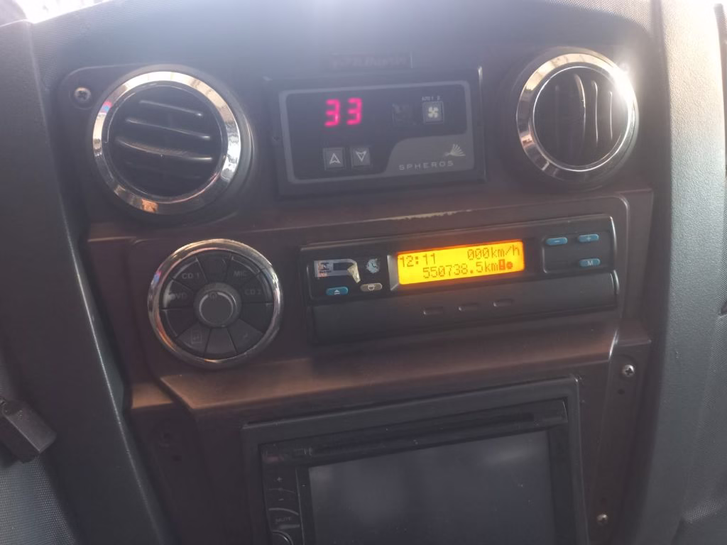 MARCOPOLO VOLARE W9 LIMOUSINE ANO 2011 AGRALE JM COD.667