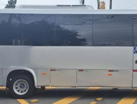 Ônibus MARCOPOLO VOLARE W9 LIMOUSINE AGRALE JM 2014 seminovo à venda, código 1738 - foto 03