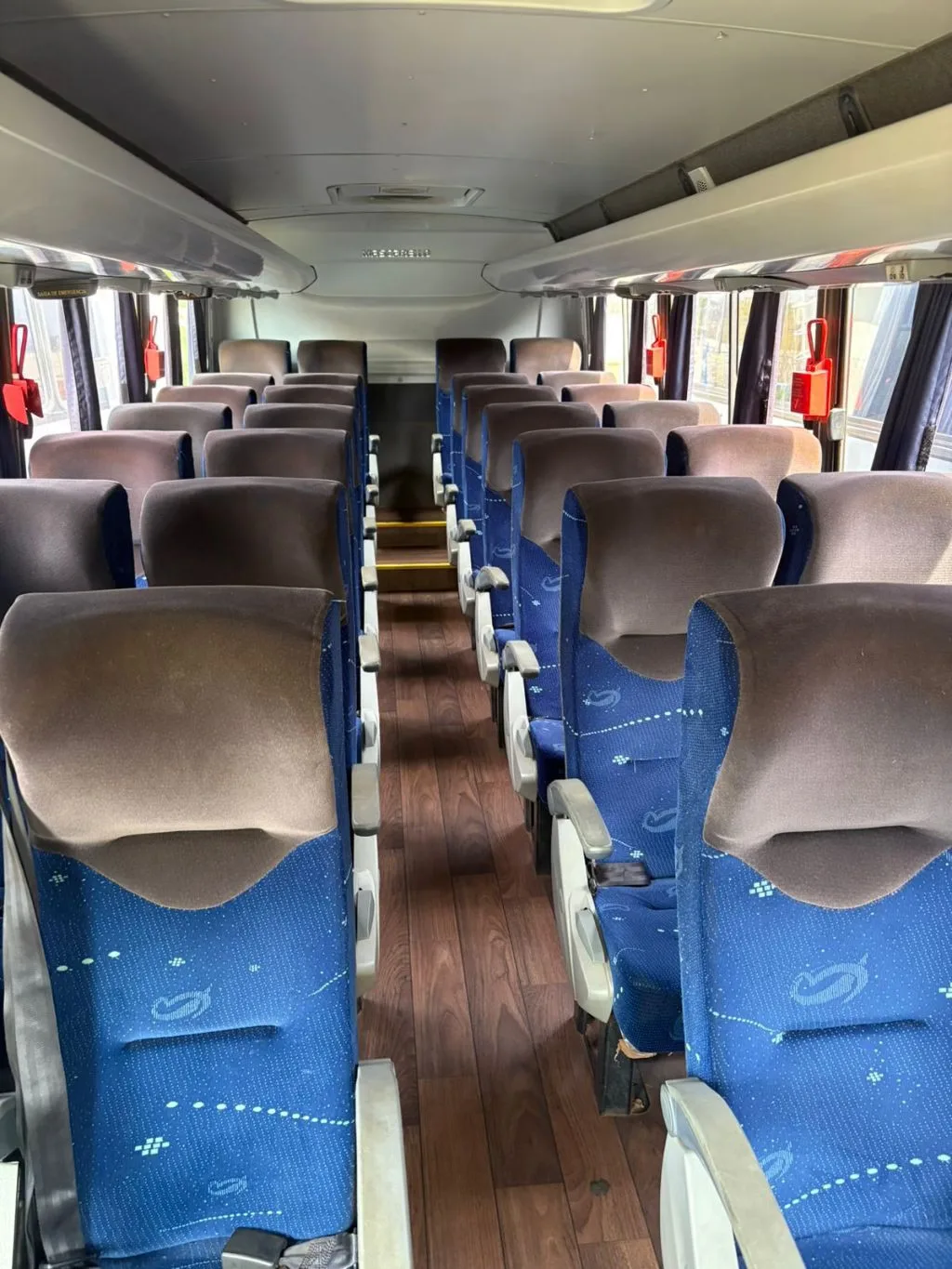 Ônibus MASCARELLO GRAN MICRO M.BENZ LO 916 JM 2023 seminovo à venda, código 704 - foto 06