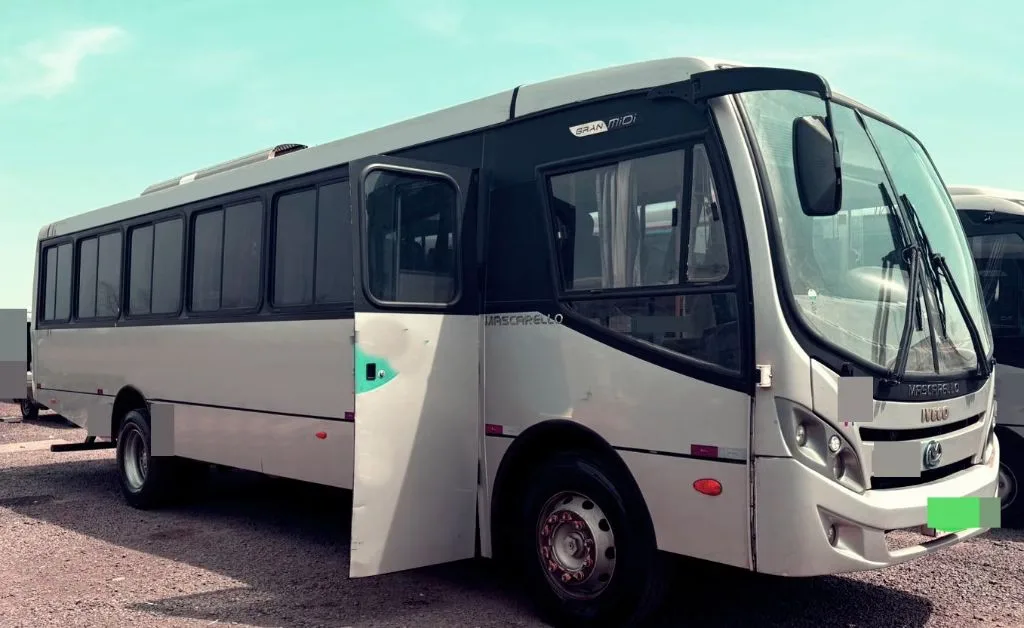 Ônibus MASCARELLO GRAN VIA IVECO JM 2023 seminovo à venda, código 713 - foto 01