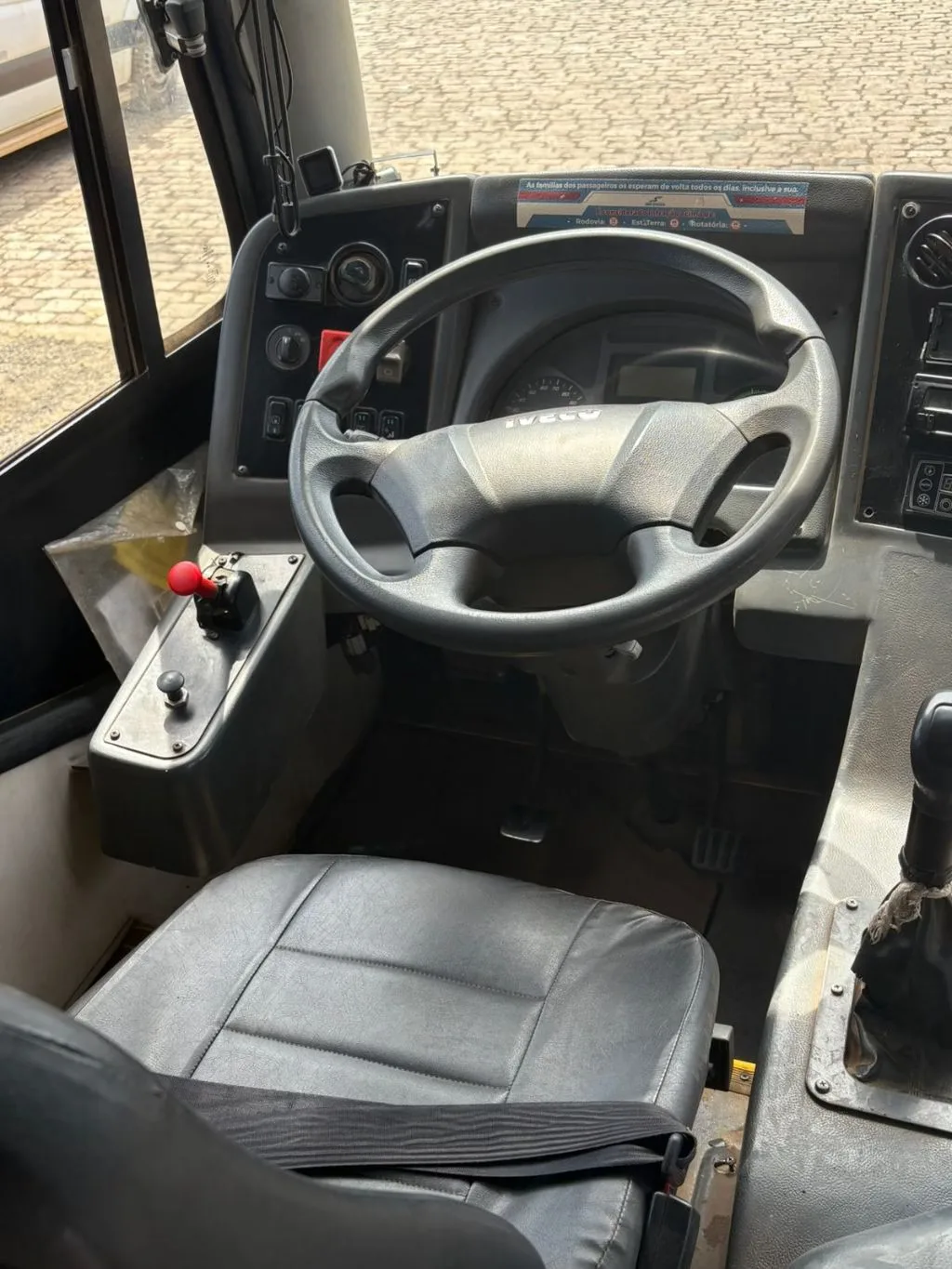Ônibus MASCARELLO GRAN VIA IVECO JM 2023 seminovo à venda, código 713 - foto 04