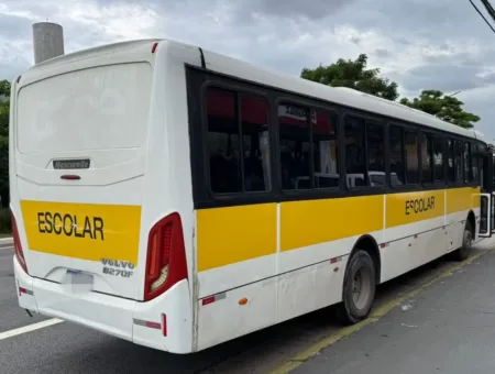 Ônibus MASCARELLO GRANVIA VOLVO B270 F JM 2015 seminovo à venda, código 1275 - foto 03