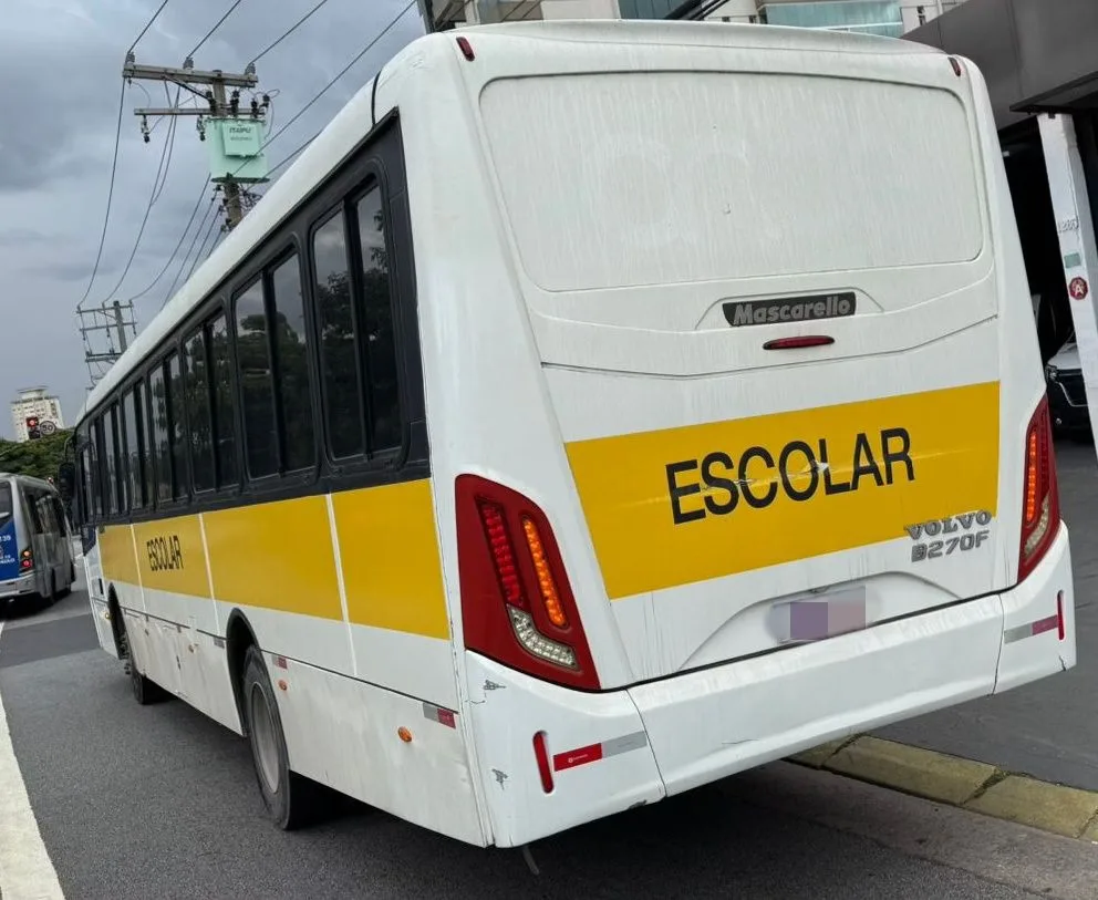 Ônibus MASCARELLO GRANVIA VOLVO B270 F JM 2015 seminovo à venda, código 1275 - foto 04