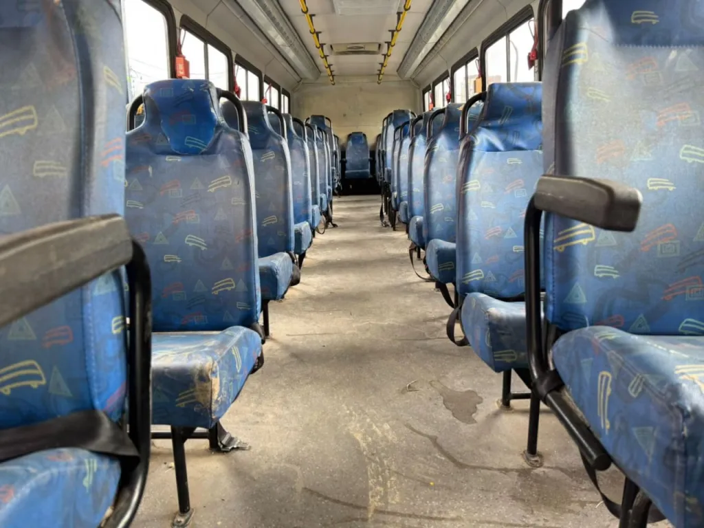 Ônibus MASCARELLO GRANVIA VOLVO B270 F JM 2015 seminovo à venda, código 1275 - foto 07