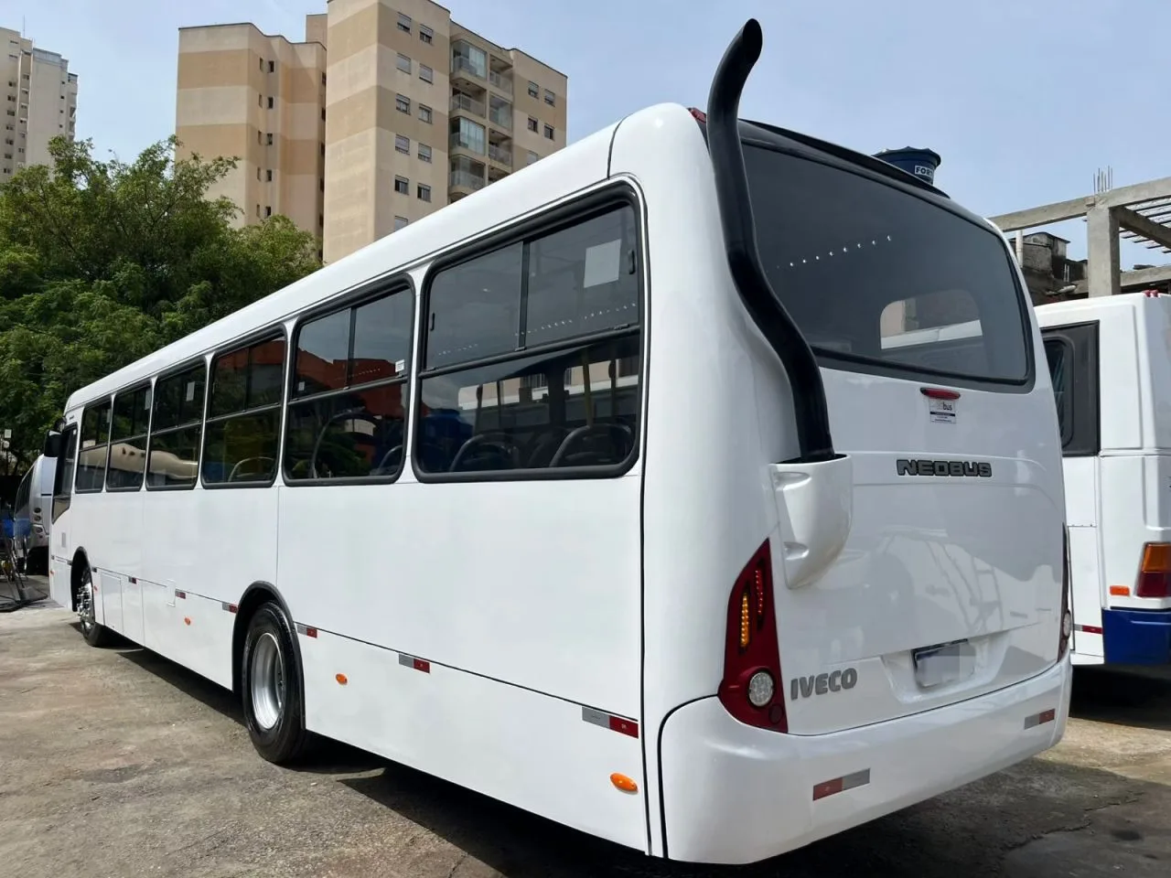 Ônibus NEOBUS MEGA PLUS IVECO 170 S28 JM 2015 seminovo à venda, código 1263 - foto 04