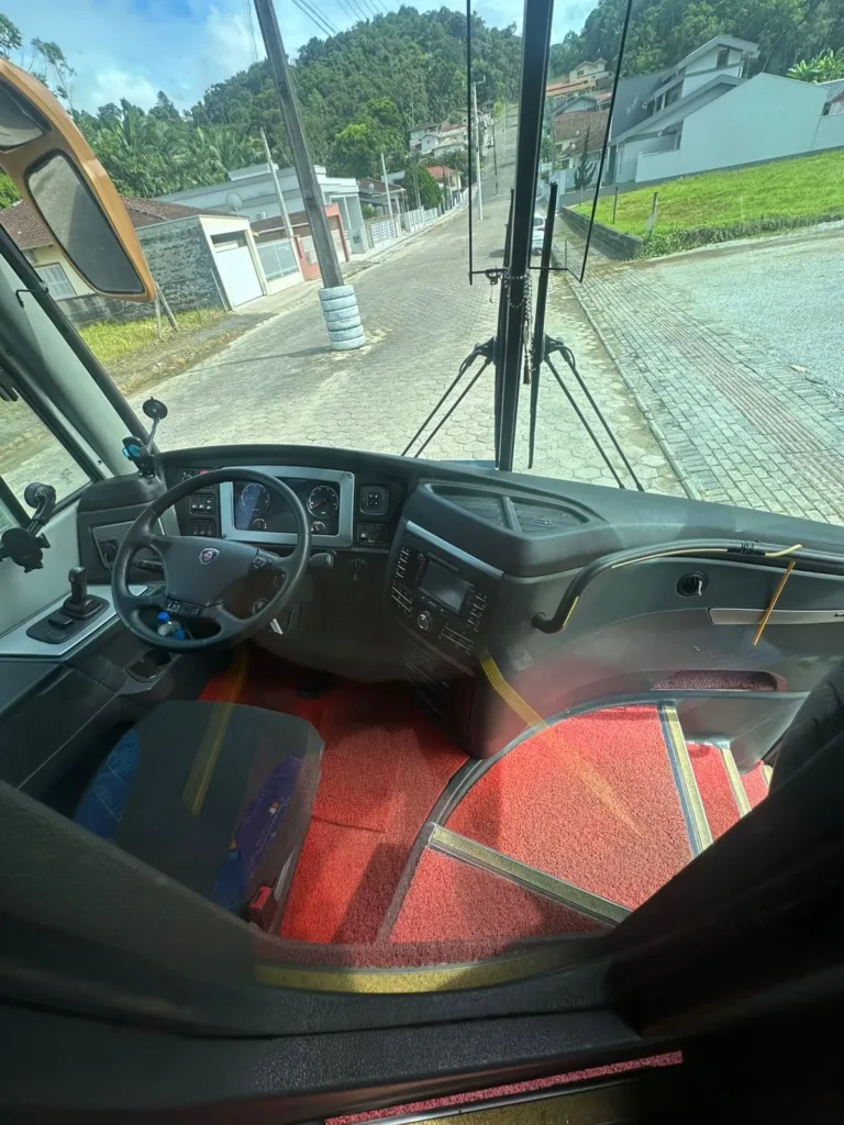 Ônibus NEOBUS N10 NEW ROAD 380 K310 JM 2014 seminovo à venda, código 1264 - foto 04