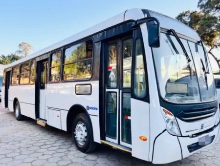 Ônibus NEOBUS SPECTRUM VOLVO B270 F JM 2015 seminovo à venda, código 1353 - foto 01