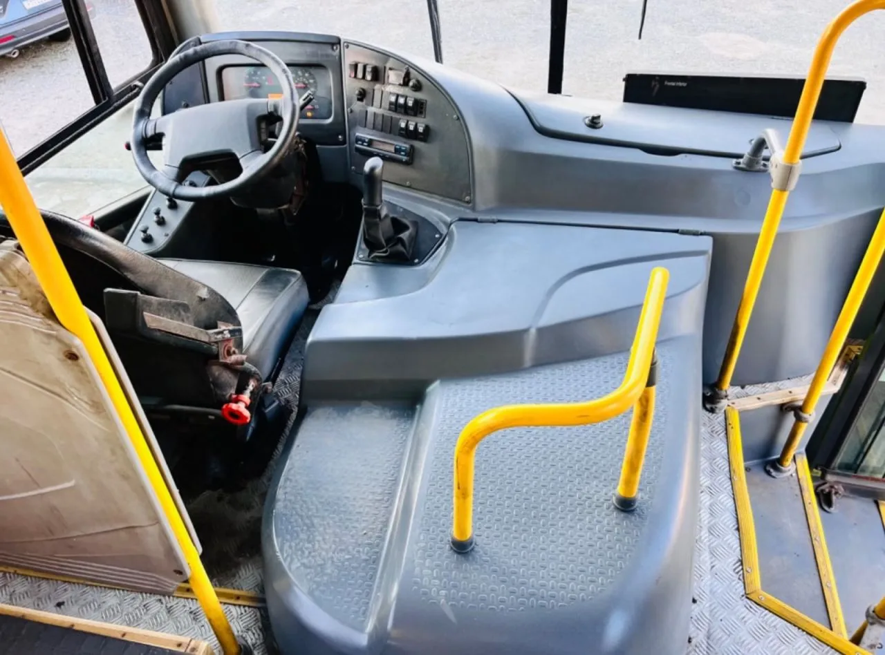 Ônibus NEOBUS SPECTRUM VOLVO B270 F JM 2015 seminovo à venda, código 1353 - foto 06
