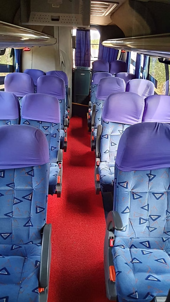 NEOBUS THUNDER PLUS ANO 2012 VW 9150 JM COD.05
