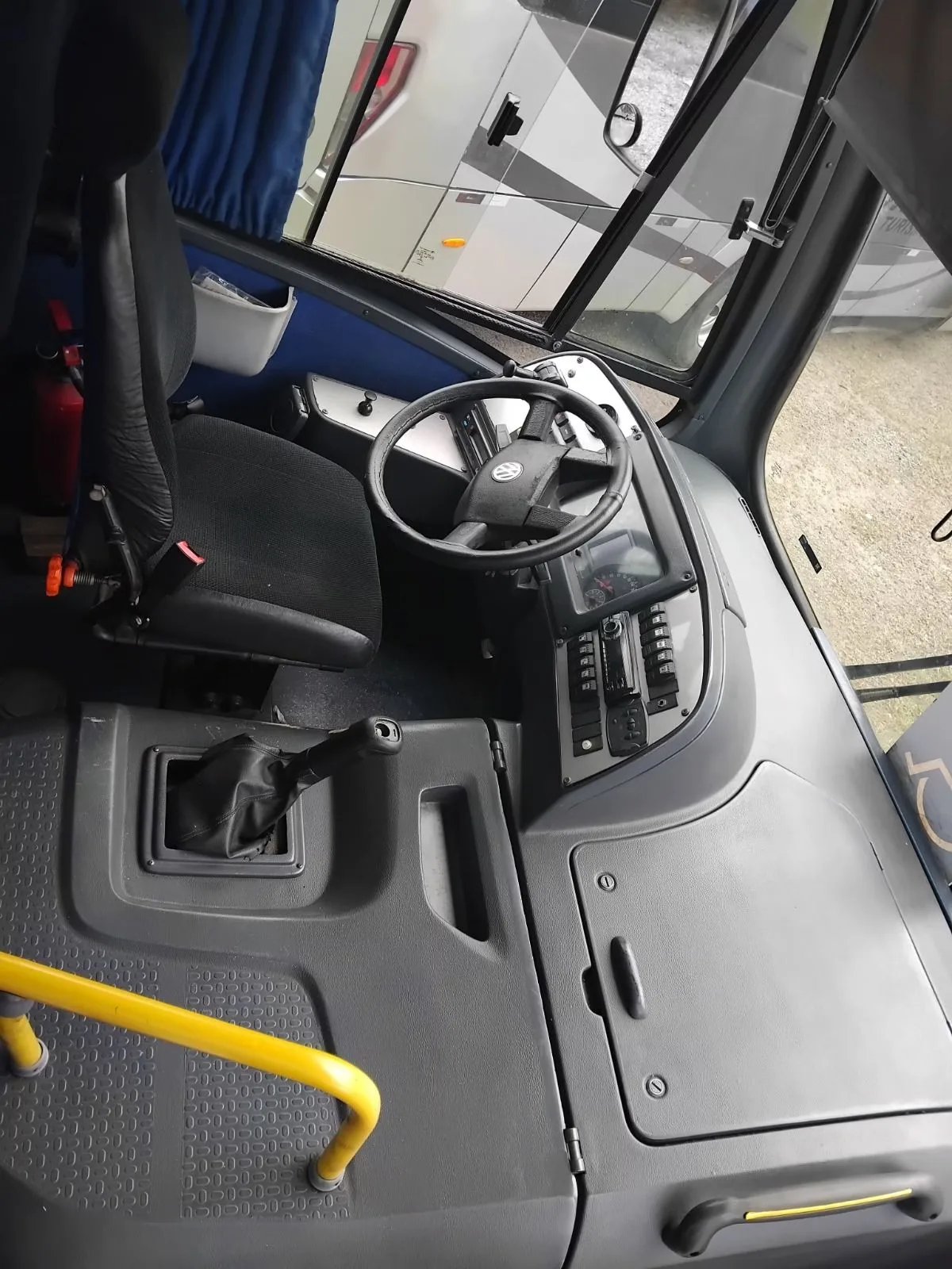 Ônibus NEOBUS THUNDER PLUS VW 9.160 JM 2013 seminovo à venda, código 1506 - foto 05