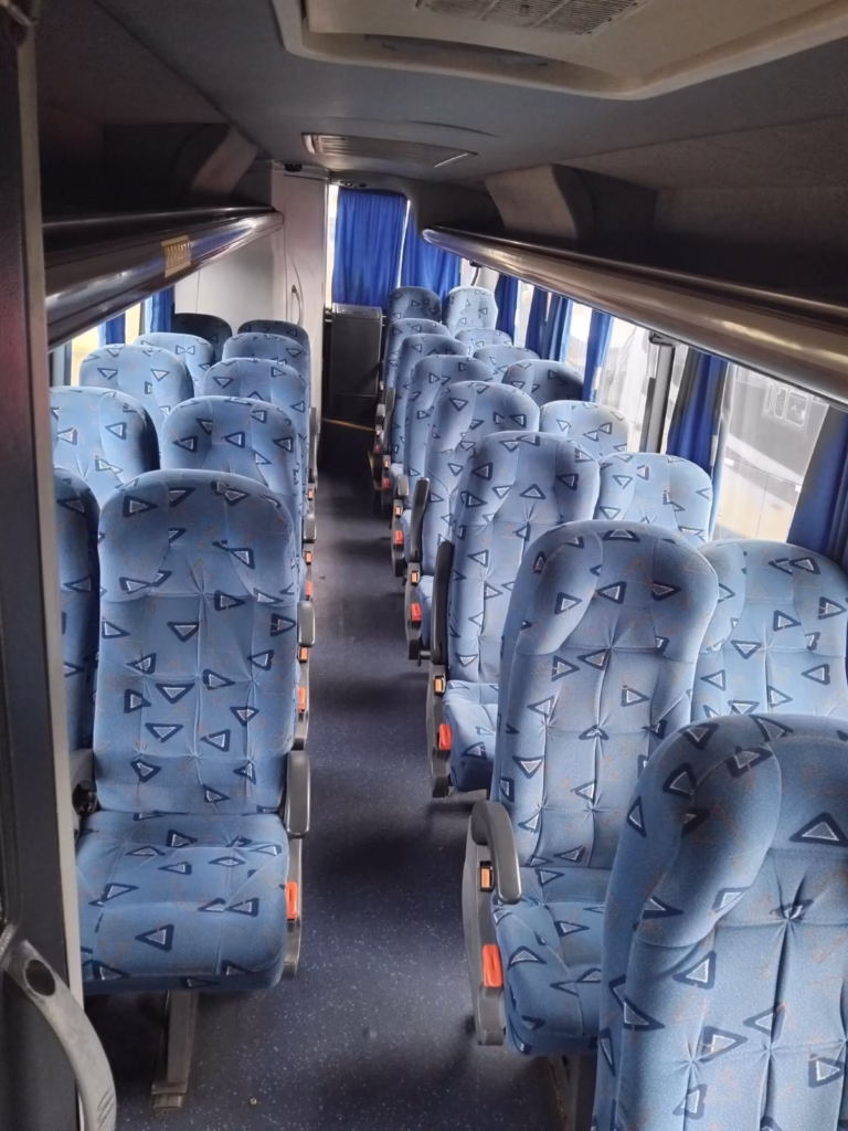 NEOBUS THUNDER PLUS ANO 2013 VW 9.160 JM COD.1506