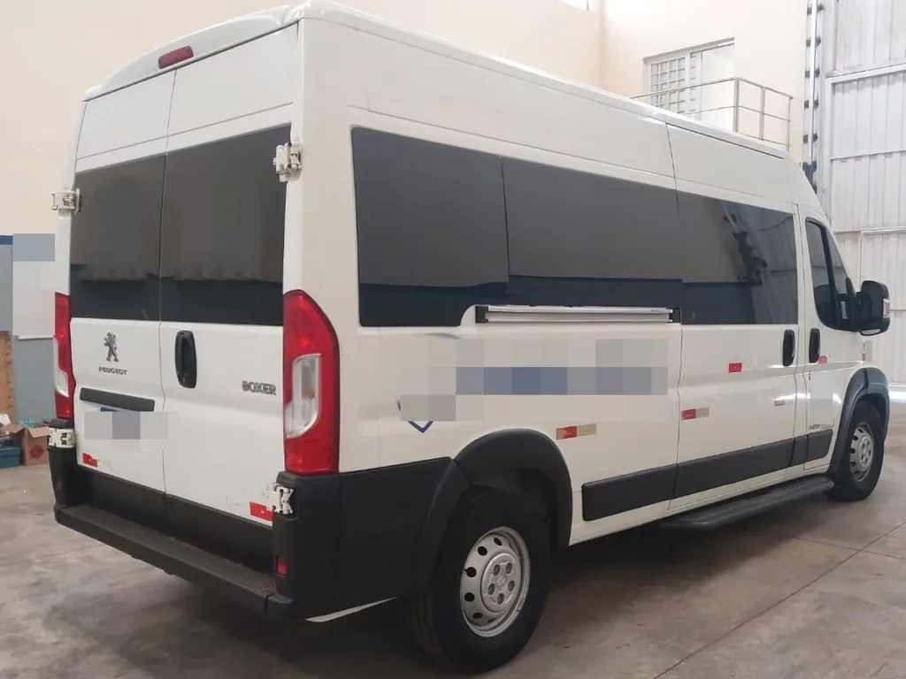 Ônibus PEUGEOT BOXER MINIBUS LUXO JM 2020 seminovo à venda, código 471 - foto 04