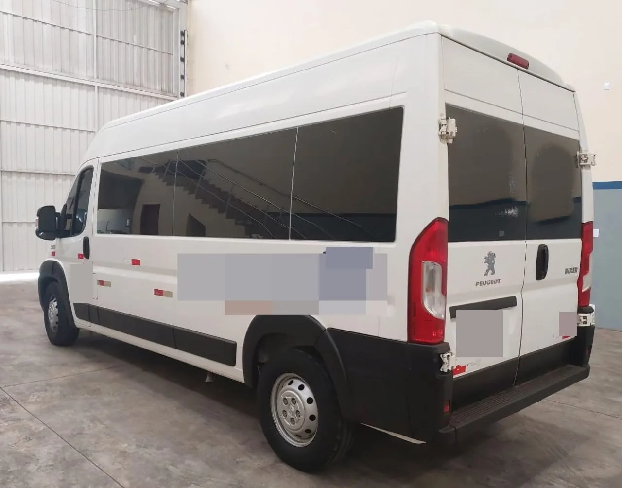 Ônibus PEUGEOT BOXER MINIBUS LUXO JM 2020 seminovo à venda, código 471 - foto 06