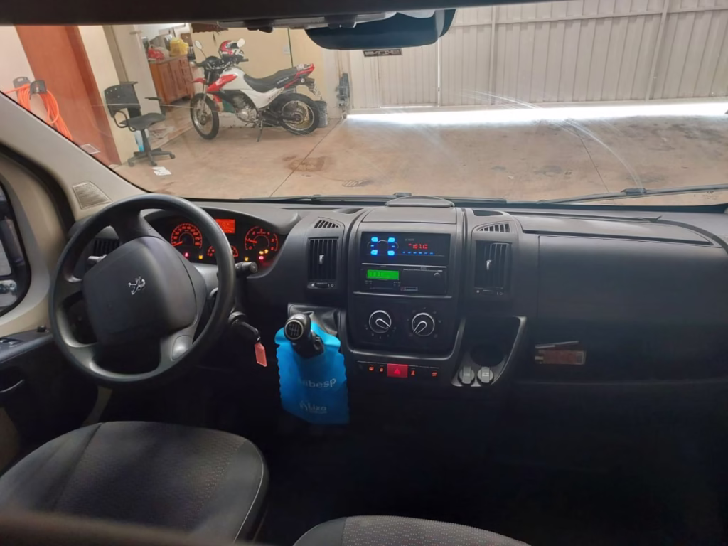 PEUGEOT BOXER MINIBUS ANO 2020 LUXO JM COD.471