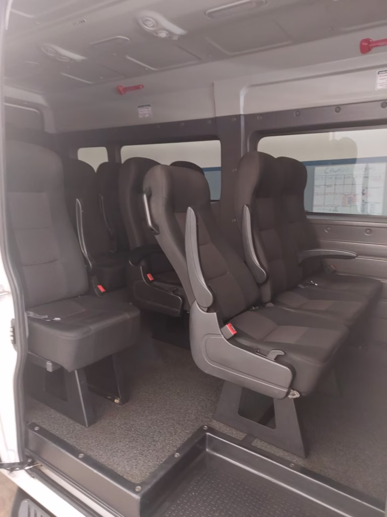 PEUGEOT BOXER MINIBUS ANO 2020 LUXO JM COD.471