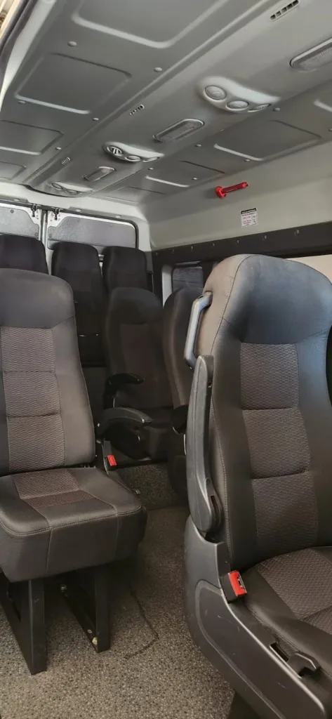 Ônibus PEUGEOT BOXER MINIBUS LUXO JM 2020 seminovo à venda, código 471 - foto 13