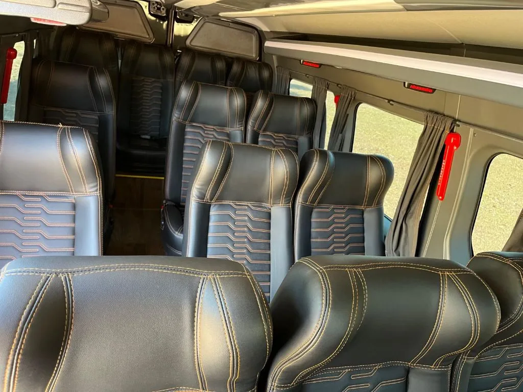 Ônibus RENAULT MASTER EXECUTIVA JM 2025 seminovo à venda, código 1630 - foto 08