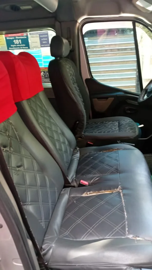 Ônibus RENAULT MASTER L3H2 EXECUTIVA JM 2015 seminovo à venda, código 1668 - foto 07