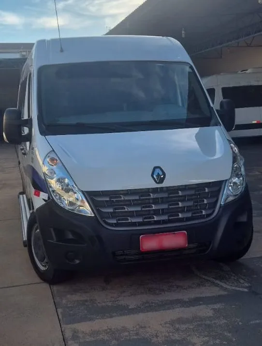 Ônibus RENAULT MASTER L3H2 EXECUTIVA JM 2017 seminovo à venda, código 1693 - foto 02