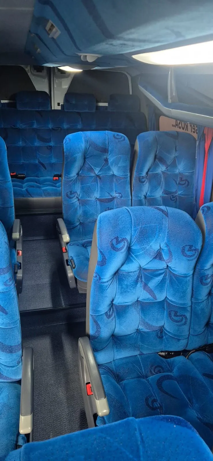 Ônibus RENAULT MASTER L3H2 EXECUTIVA JM 2017 seminovo à venda, código 1694 - foto 06