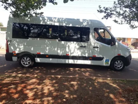 Ônibus RENAULT MASTER L3H2 EXECUTIVA JM 2018 seminovo à venda, código 1356 - foto 02