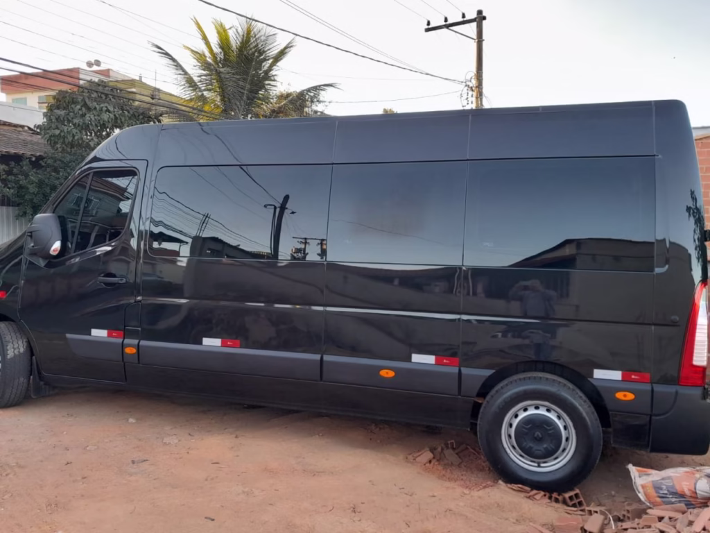 RENAULT MASTER L3H2 ANO 2024 EXECUTIVA JM COD.1588