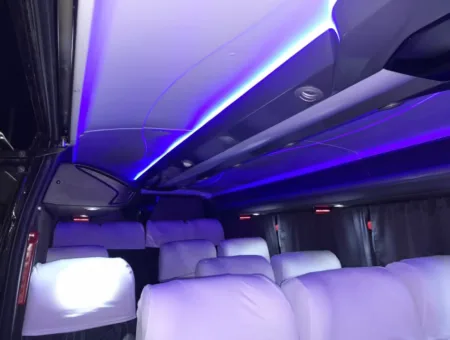 Ônibus RENAULT MASTER L3H2 EXECUTIVA JM 2024 seminovo à venda, código 1588 - foto 10