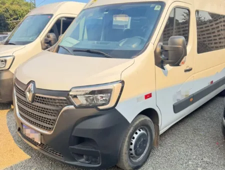 Ônibus RENAULT MASTER L3H2 EXECUTIVA JM 2024 seminovo à venda, código 1625 - foto 01