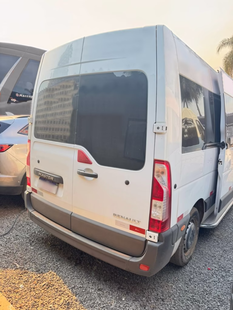 RENAULT MASTER L3H2 ANO 2024 EXECUTIVA JM COD.1625