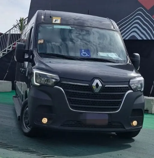 Ônibus RENAULT MASTER L3H2 EXECUTIVA JM 2025 seminovo à venda, código 1306 - foto 03