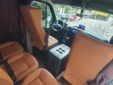 Ônibus RENAULT MASTER L3H2 EXECUTIVA JM 2025 seminovo à venda, código 1306 - foto 07