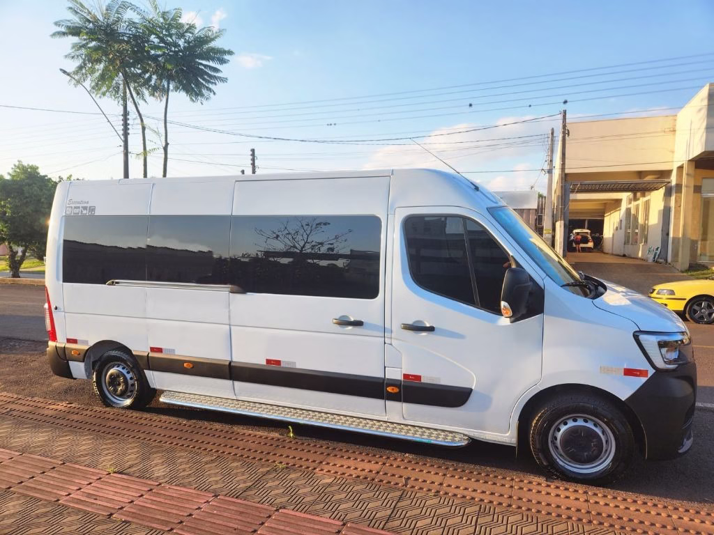 RENAULT MASTER L3H2 ANO 2025 EXECUTIVA JM COD.1401