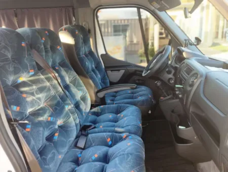 Ônibus RENAULT MASTER L3H2 EXECUTIVA JM 2025 seminovo à venda, código 1401 - foto 05