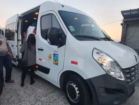 Ônibus RENAULT MASTER L3H2 JM 2020 seminovo à venda, código 1333 - foto 01