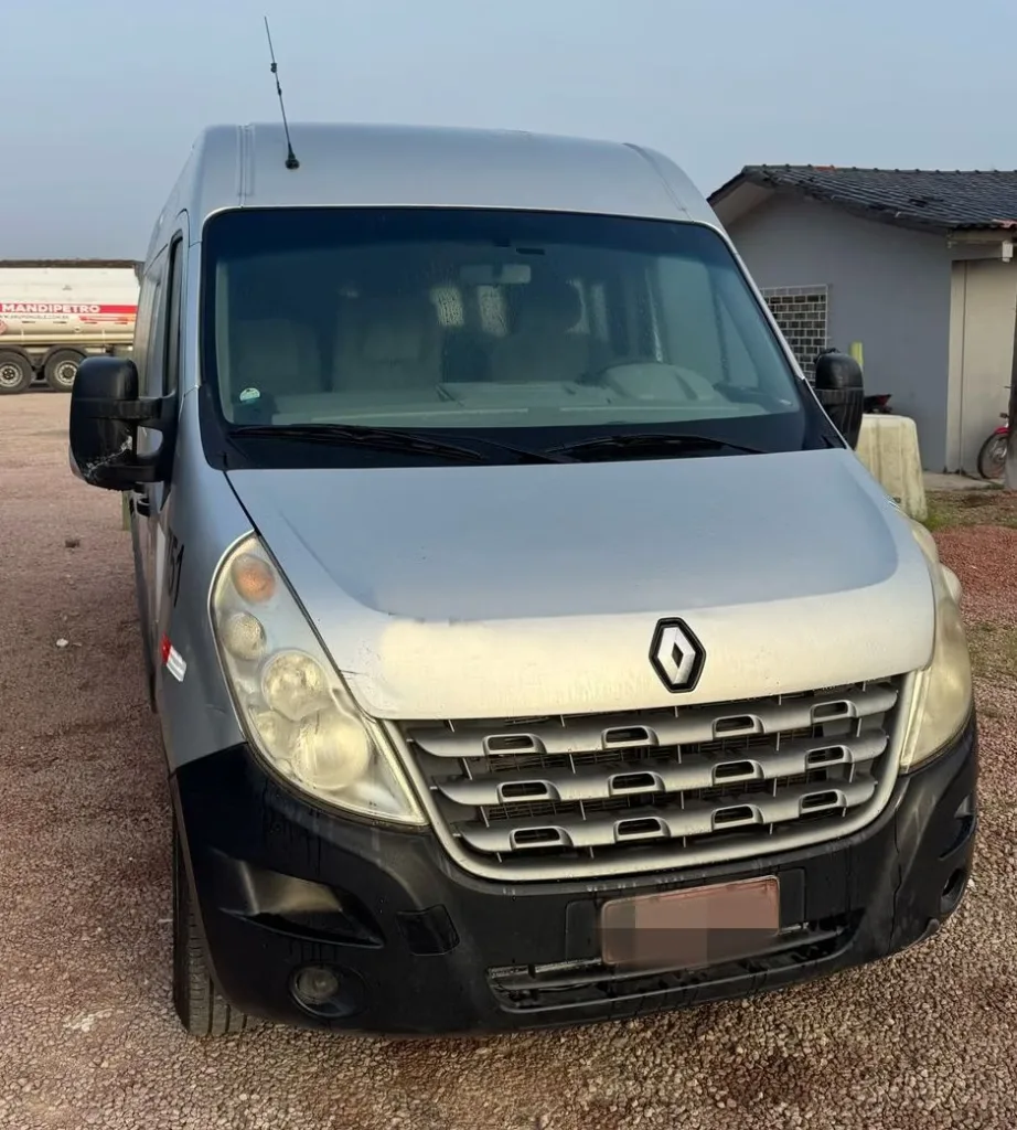 Ônibus RENAULT MASTER L3H2 LONGA EXEC JM 2016 seminovo à venda, código 1885 - foto 02