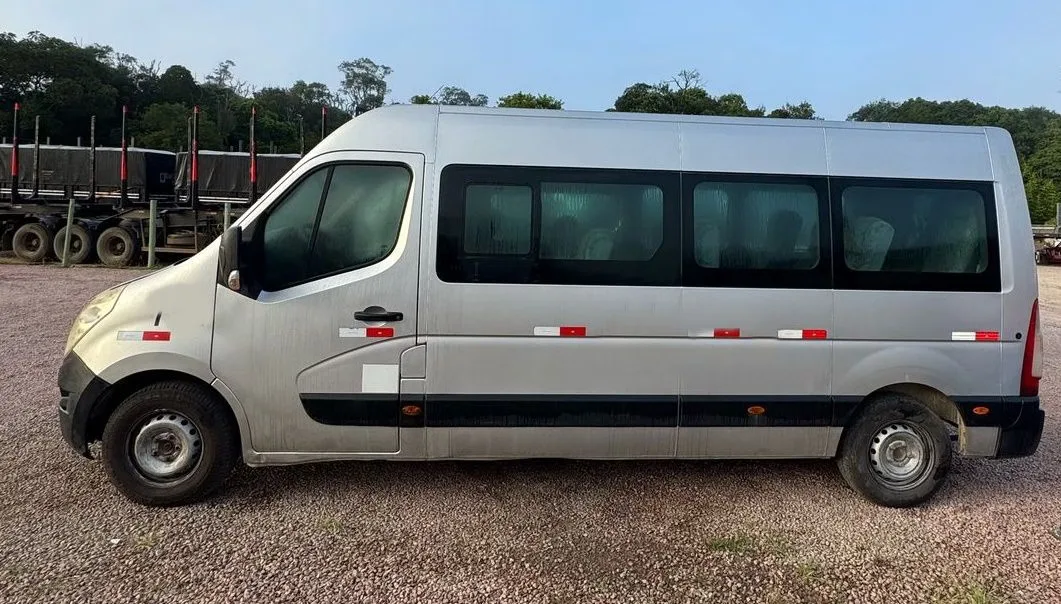 Ônibus RENAULT MASTER L3H2 LONGA EXEC JM 2016 seminovo à venda, código 1885 - foto 03