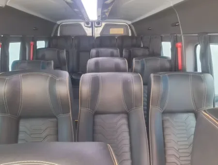 Ônibus RENAULT MASTER L3H2 LONGA EXEC MARTICAR JM 2023 seminovo à venda, código 822 - foto 08