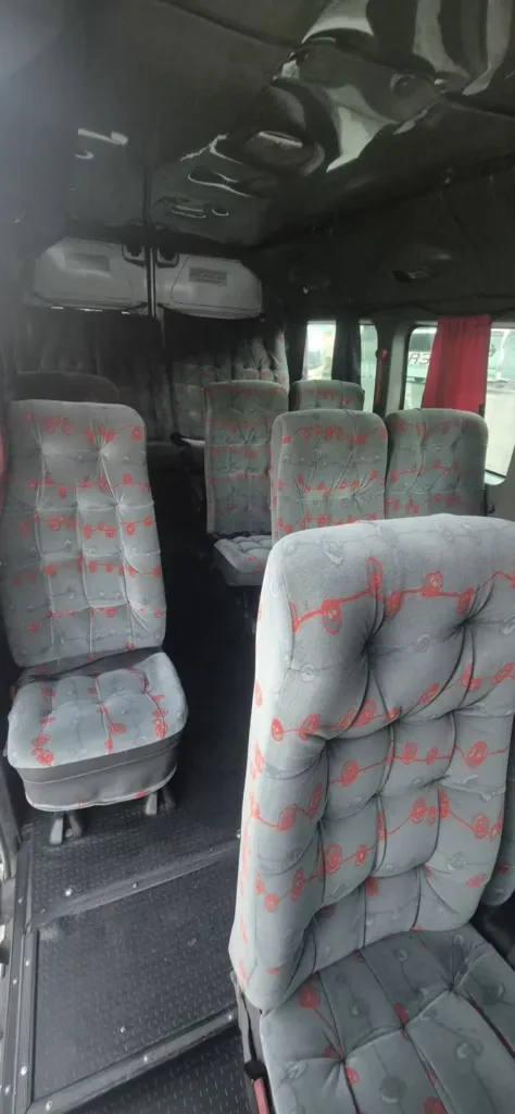 Ônibus RENAULT MASTER L3H2 LUXO JM 2014 seminovo à venda, código 316 - foto 05