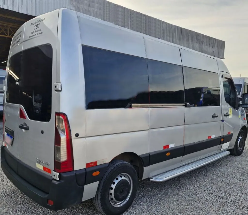 Ônibus RENAULT MASTER L3H2 LUXO JM 2018 seminovo à venda, código 1396 - foto 02