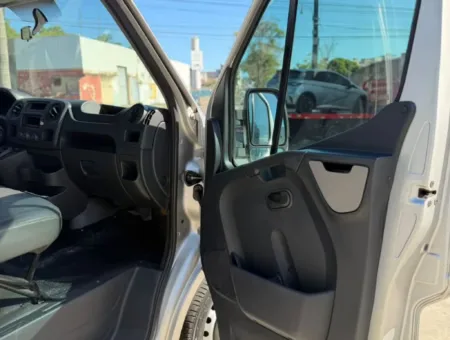 Ônibus RENAULT MASTER L3H2 LUXO JM 2019 seminovo à venda, código 897 - foto 06