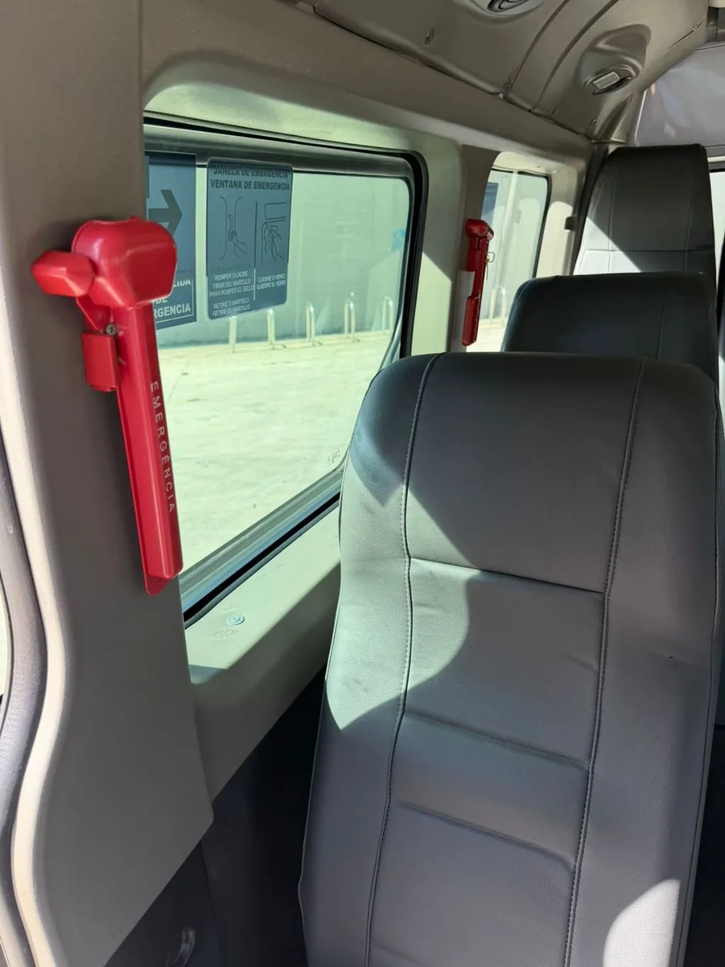 Ônibus RENAULT MASTER L3H2 LUXO JM 2019 seminovo à venda, código 897 - foto 09