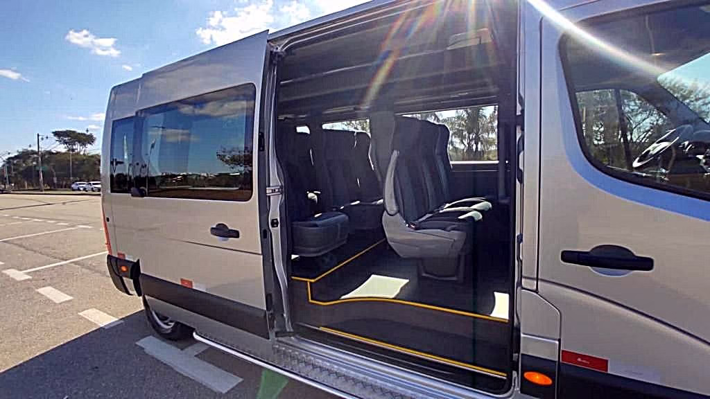 RENAULT MASTER L3H2 ANO 2024 LUXO JM COD.377