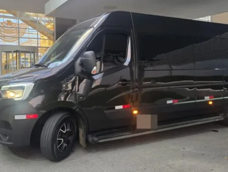 Ônibus RENAULT MASTER L3H2 LUXO JM 2024 seminovo à venda, código 635 - foto 01