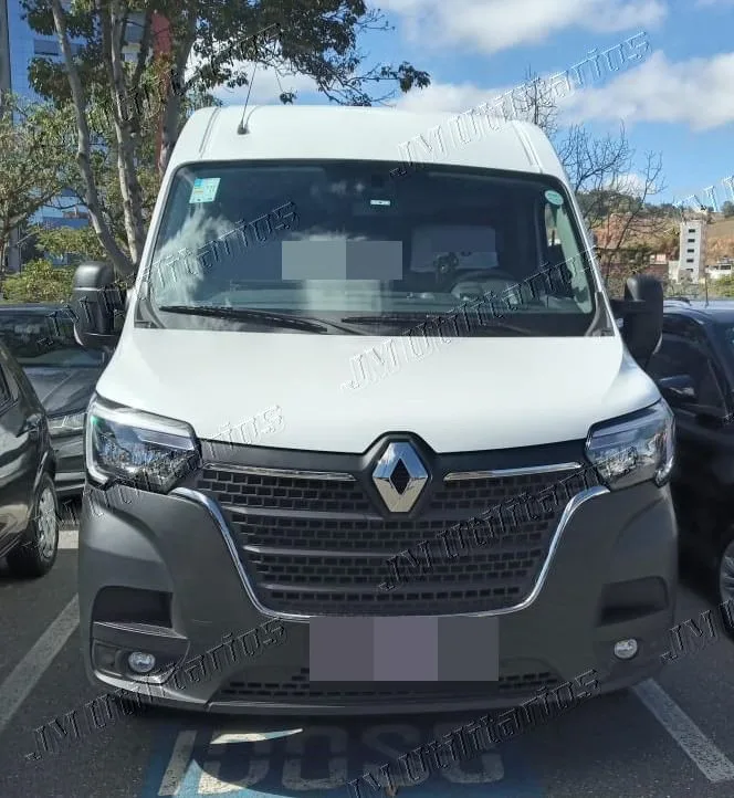 Ônibus RENAULT MASTER LONGA EXEC MARTICAR JM 2023 seminovo à venda, código 1045 - foto 02