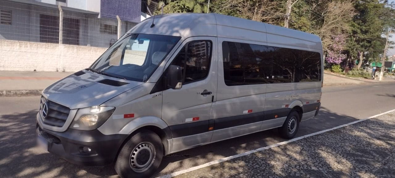 SPRINTER 415 CDI ANO 2018 LONGA EXEC MARTICAR JM COD.1428