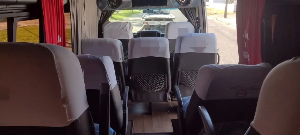 Ônibus SPRINTER 415 CDI LONGA EXEC MARTICAR JM 2018 seminovo à venda, código 1428 - foto 14